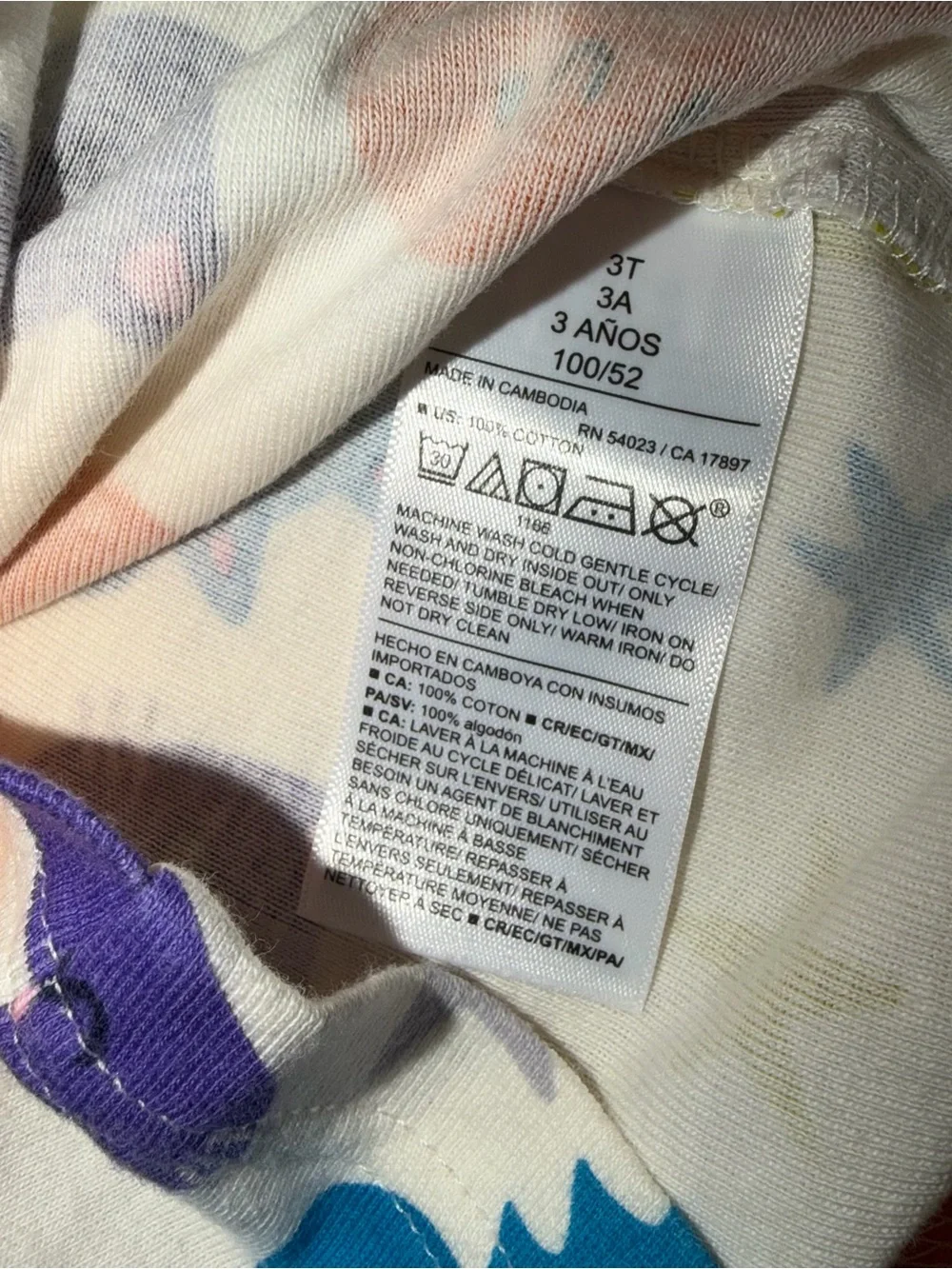 Old Navy pair kids